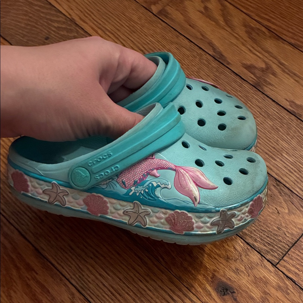 CROCS Kids Aqua Slippers with Pink Whale